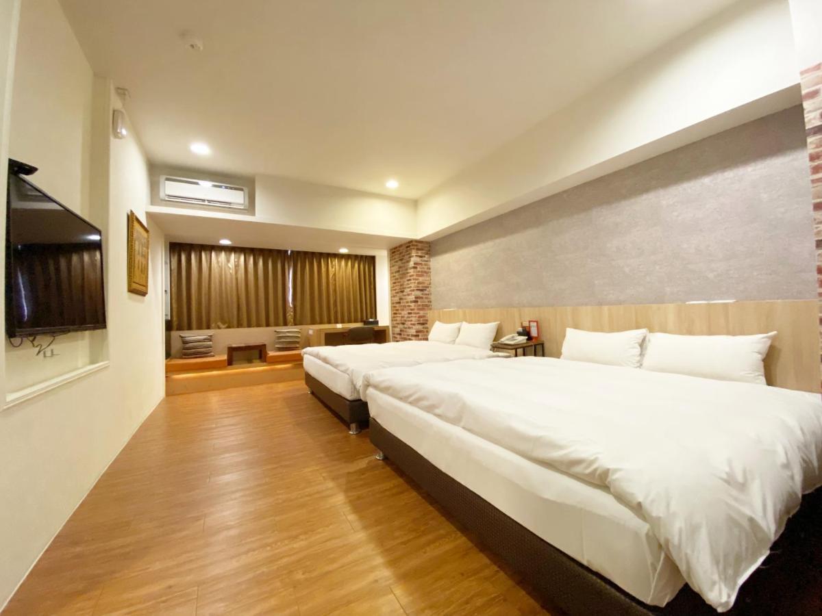 Taichung Old F Hotel Buitenkant foto